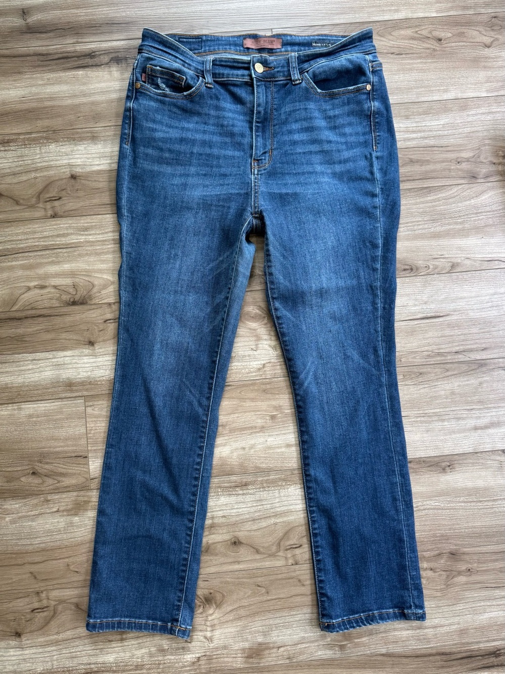 Judy Blue Skinny Fit Capri Jeans Jb72115dk Distressed
Medium Wash Size 13/31
